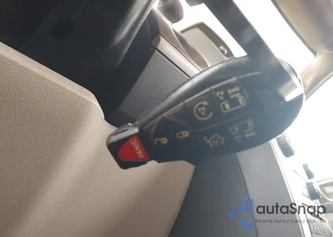 2010 Chrysler Town & Country Touring Plus из США, поврежденный, VIN 2A4RR8DX0AR422774